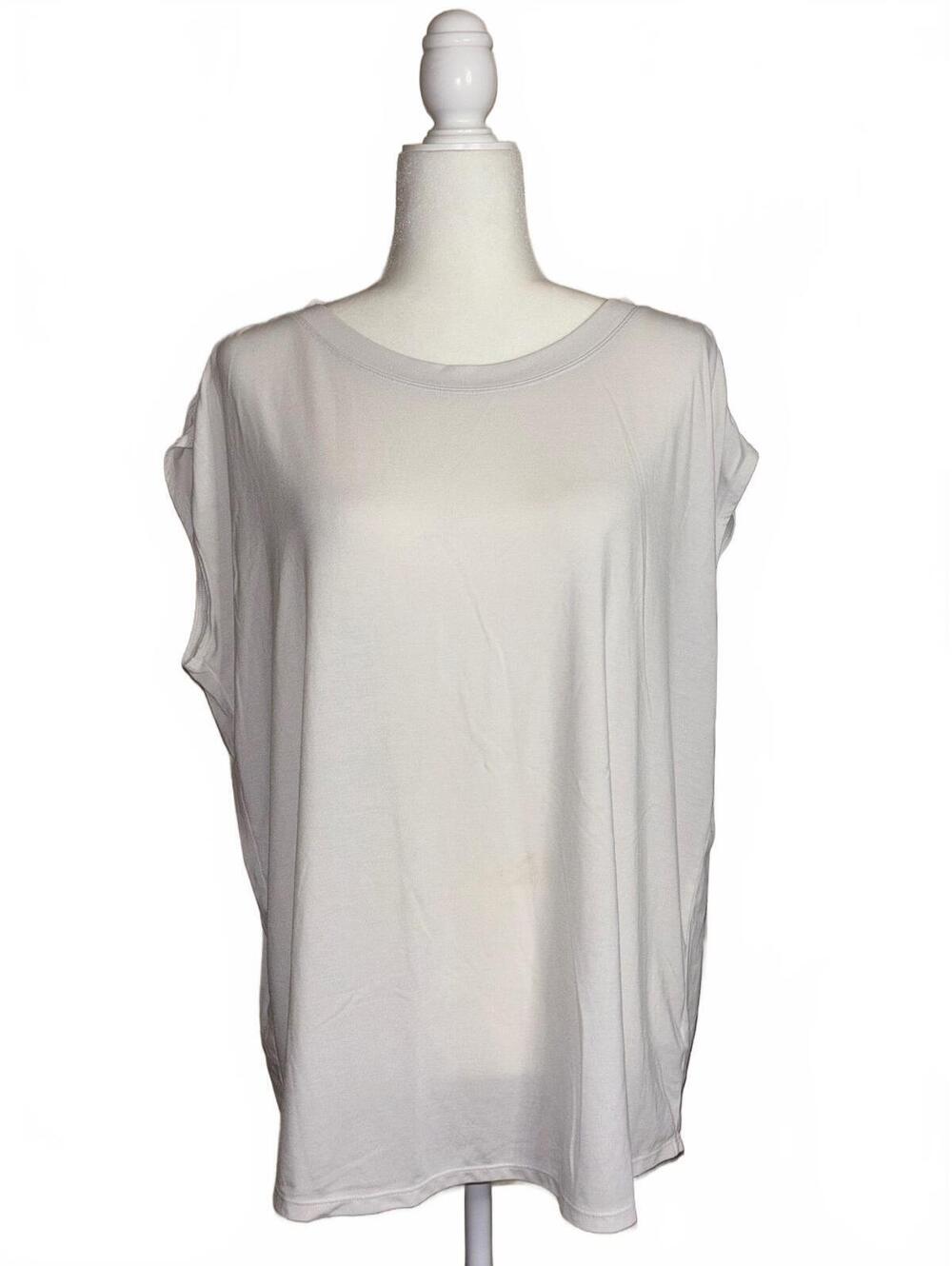 Athleta Getaway Tee T-Shirt with Dropped Arm-Holes